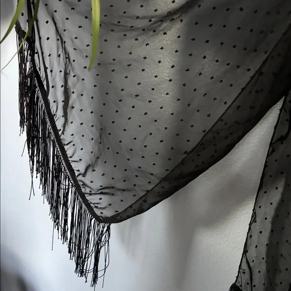 ELLEN TRACY elegant, romantic, gothic, fringe, lace, kimono/shawl. One size. - Picture 5 of 7